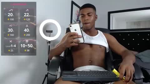 Snapshot of andy_smith333 chatting on 03.01.25 andy_smith333 online show from 03.01.25