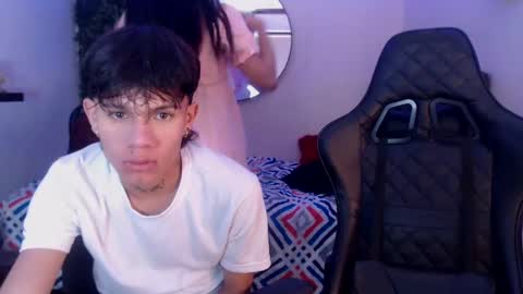 Snapshot of andyanddant chatting on 02.21.25 andyanddant online show from 02.21.25