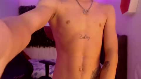 Snapshot of andyanddant chatting on 03.08.25 andyanddant online show from 03.08.25