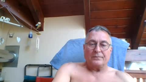 Snapshot of andybayern chatting on 07.23.26 andybayern online show from 07.23.26