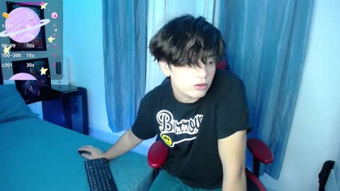 Snapshot of andyboy_19 chatting on 02.07.25 andy online show from 02.07.25