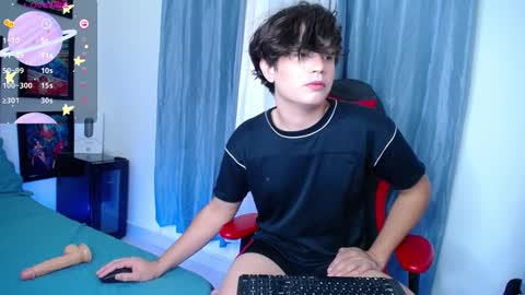 Snapshot of andyboy_19 chatting on 02.13.25 andy online show from 02.13.25