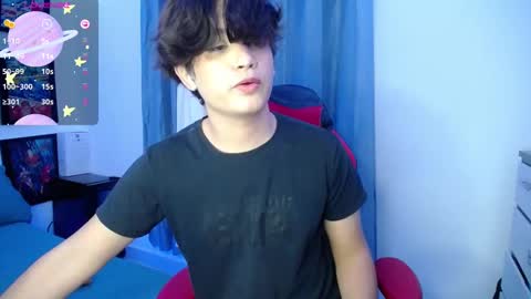 Snapshot of andyboy_19 chatting on 02.28.25 andy online show from 02.28.25