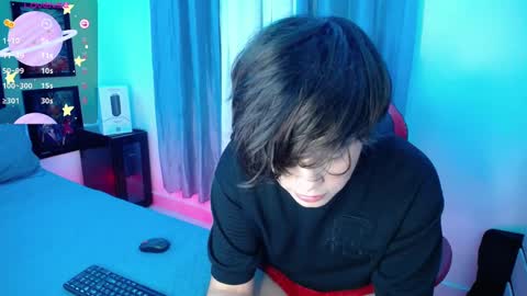 Snapshot of andyboy_19 chatting on 03.12.25 andy online show from 03.12.25