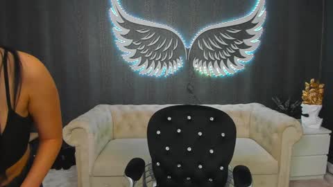 Anne online show from 01.25.25