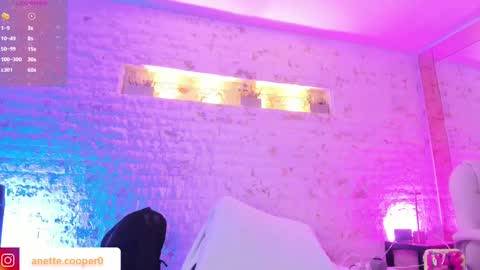 Snapshot of anette_cooper chatting on 02.22.25 anette_cooper online show from 02.22.25