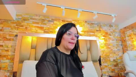 Snapshot of anette_cooper chatting on 09.15.25 anette_cooper online show from 09.15.25