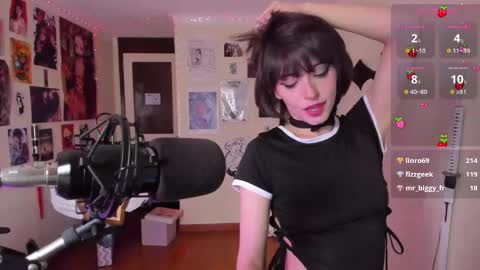 Snapshot of anette_sf chatting on 02.26.25 Anette Scorpio online show from 02.26.25