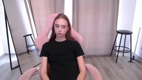 Snapshot of anfisa_leonova chatting on 05.21.26 Anfisa online show from 05.21.26