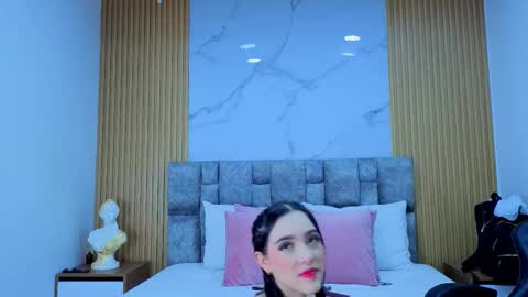 Snapshot of angel__kiss chatting on 11.04.25 angel__kiss online show from 11.04.25