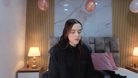 Snapshot of angel__kiss chatting on 02.28.26 angel__kiss online show from 02.28.26