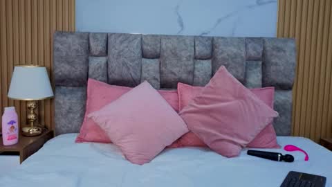 Snapshot of angel__kiss chatting on 03.12.26 angel__kiss online show from 03.12.26