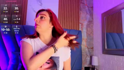 angel__red_ online show from 11.19.25