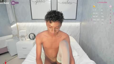 Snapshot of angel__sweet18 chatting on 02.14.26 online show from 02.14.26