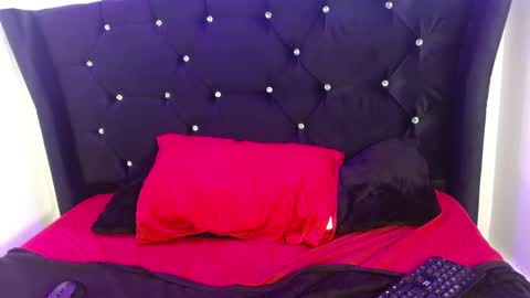 Snapshot of angel_adrien chatting on 02.27.26 Angel online show from 02.27.26