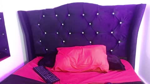 Snapshot of angel_adrien chatting on 02.28.26 Angel online show from 02.28.26