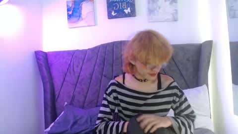 Snapshot of angel_adrien chatting on 04.13.26 Angel online show from 04.13.26