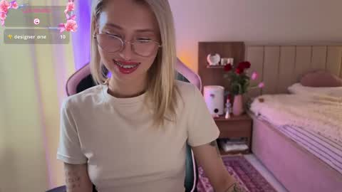 Snapshot of angel_ariela chatting on 03.09.26 angel_ariela online show from 03.09.26
