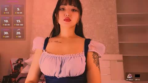 Snapshot of angel_asia_ chatting on 10.23.25 angel_asia_ online show from 10.23.25