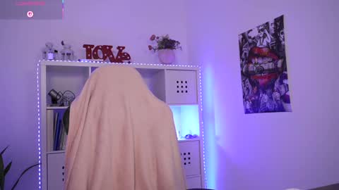 Snapshot of angel_danm_milf chatting on 02.19.26 Patricia - online show from 02.19.26