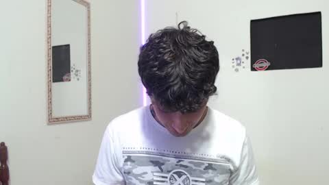 Snapshot of angel_ddust chatting on 12.12.24 angel_ddust online show from 12.12.24