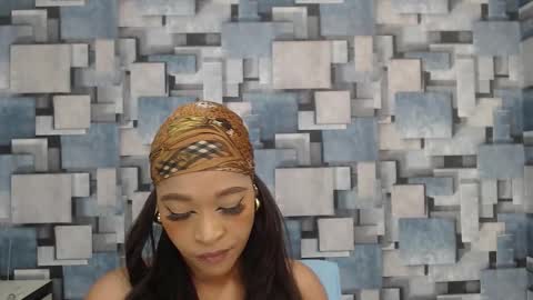 Snapshot of angel_dthroat chatting on 12.14.25 ANGHEL online show from 12.14.25