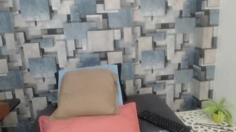 Snapshot of angel_dthroat chatting on 01.15.26 ANGHEL online show from 01.15.26