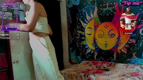 Snapshot of angel_dust9 chatting on 02.02.25 Angel dust9 online show from 02.02.25