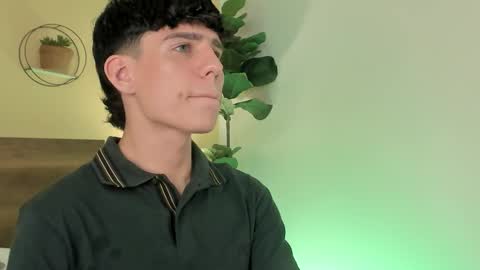 Snapshot of angel_eros_ chatting on 02.20.26 Angel online show from 02.20.26