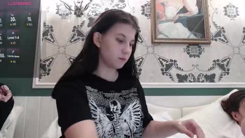 Angel online show from 11.15.25