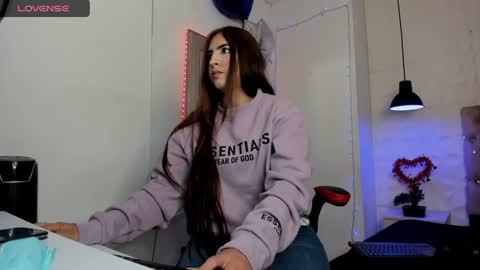 angel hardy online show from 01.20.25