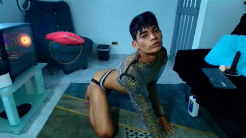 Snapshot of angel_hot912 chatting on 02.06.25 angel_hot912 online show from 02.06.25