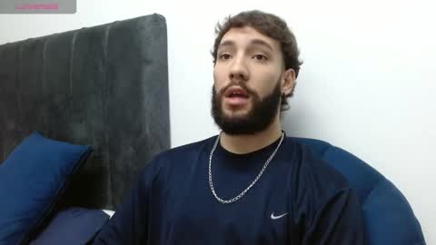 angel_kyrozz online show from 12.19.25