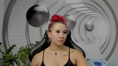 Snapshot of angel_martins chatting on 12.07.24 Angel online show from 12.07.24