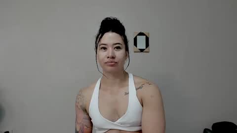 Snapshot of angel_martins chatting on 10.17.25 Angel online show from 10.17.25