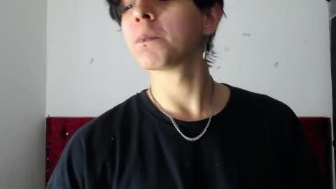 Snapshot of angel_miguel_ chatting on 05.31.26 Angel Scott online show from 05.31.26
