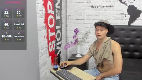 Snapshot of angel_schiavone chatting on 09.22.25 angel_schiavone online show from 09.22.25