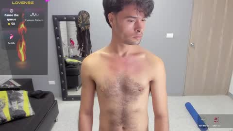 Snapshot of angel_schiavone chatting on 09.25.25 angel_schiavone online show from 09.25.25