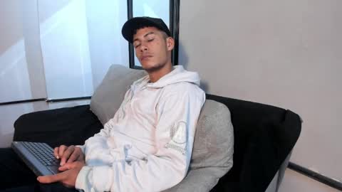 Snapshot of angel_silva_ chatting on 04.16.26 Angel online show from 04.16.26