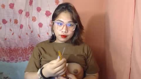 angel_sweet247 online show from 02.19.26