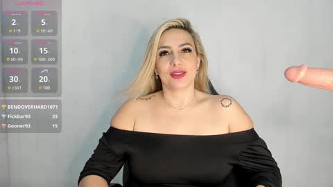 Snapshot of angel_vibes_ chatting on 01.24.25 Angel online show from 01.24.25