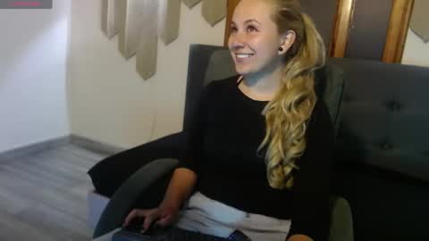 Angel online show from 05.10.26