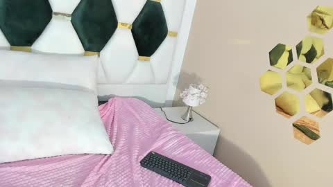 angela_garciaa online show from 05.16.26