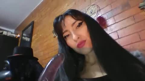  Angela  online show from 11.13.25