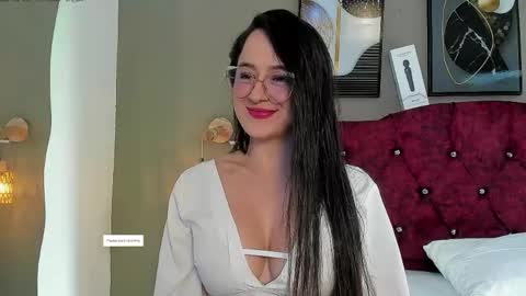 Snapshot of angela_nix chatting on 05.09.26 angela_nix online show from 05.09.26