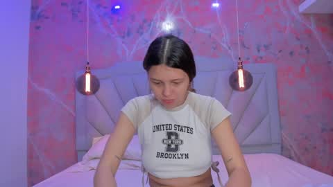 Snapshot of angelaa_cute chatting on 01.16.25 ANGELA online show from 01.16.25