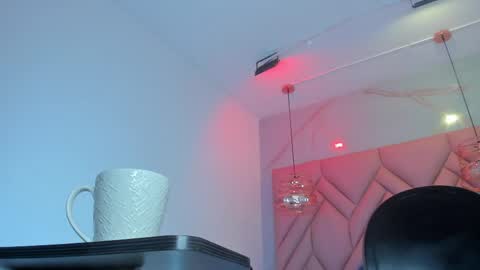 ANGELA online show from 04.28.26