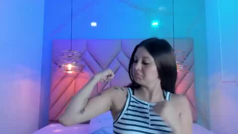 Snapshot of angelaa_cute chatting on 06.26.26 ANGELA online show from 06.26.26