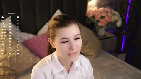 Snapshot of angelabalay chatting on 05.04.26 Mary online show from 05.04.26
