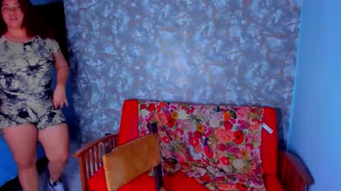 Angela online show from 12.18.25